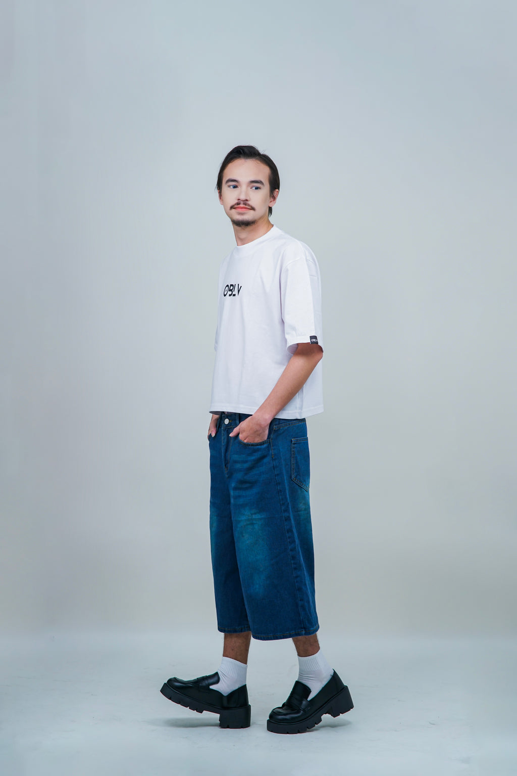 WHITE OBLV